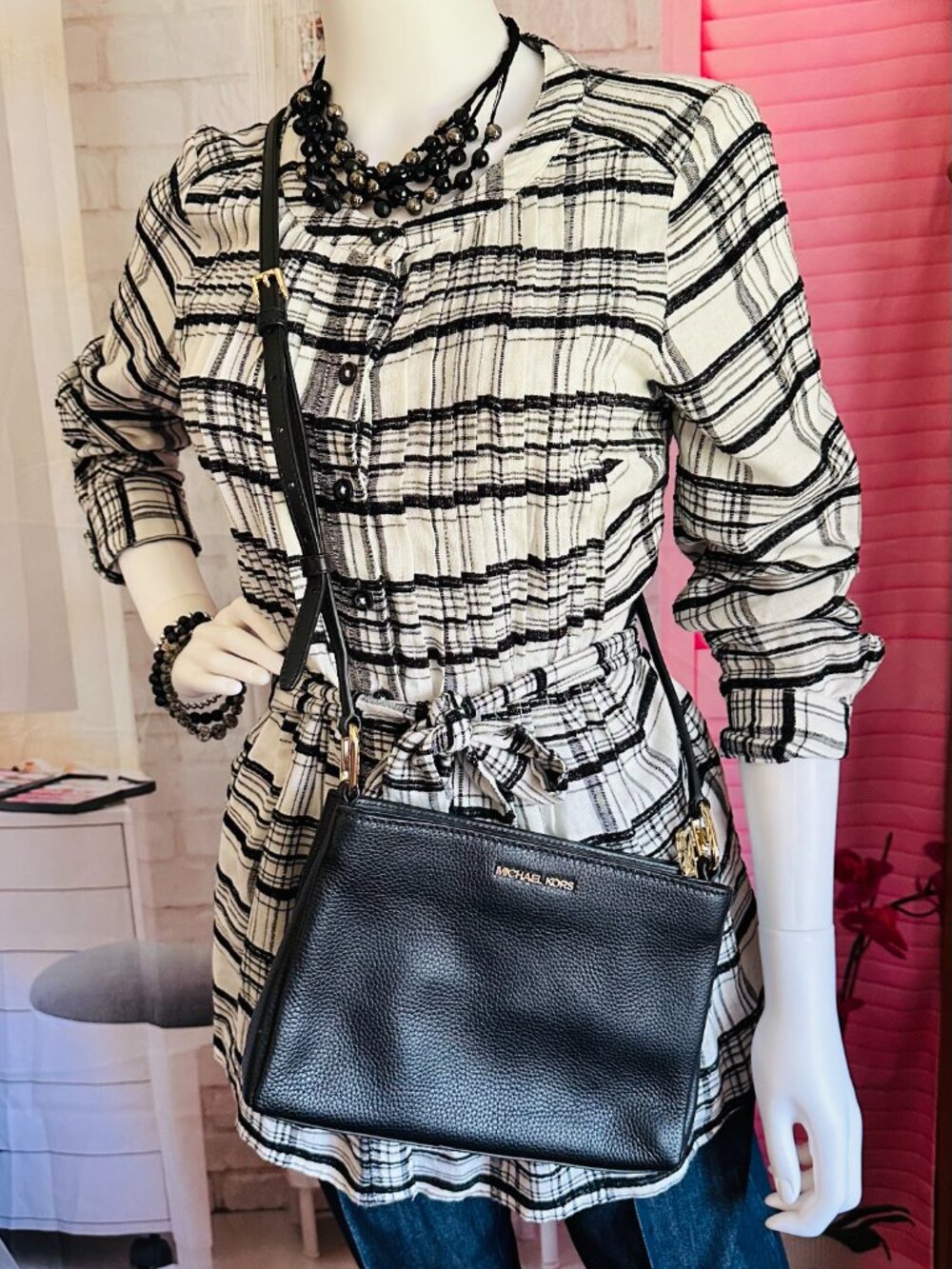 Michael Kors Trisha Crossbody Bag Black Pebbled Leather with
COA - Picture 6 of 7